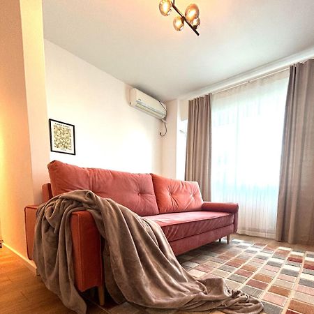 Urban Parkside Retreat Cozy 2-Bed Ap By Metro Apartman Bukarest Kültér fotó
